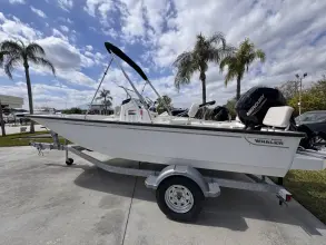 Thumbnail von Boston Whaler 170 Montauk