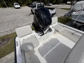Thumbnail von Boston Whaler 170 Montauk