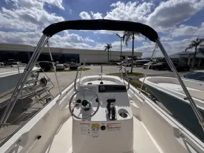 Thumbnail von Boston Whaler 170 Montauk