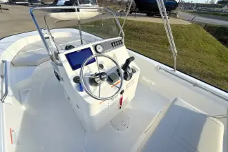 Thumbnail von Boston Whaler 170 Montauk