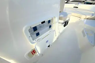 Thumbnail von Boston Whaler 170 Montauk
