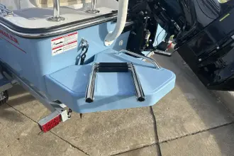 Thumbnail von Boston Whaler 170 Montauk