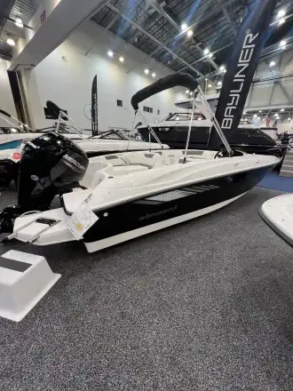 Bayliner E18LE
