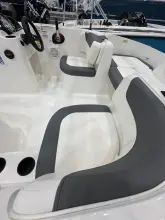 Thumbnail von Bayliner E16
