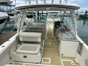 Thumbnail von Boston Whaler 320 Vantage