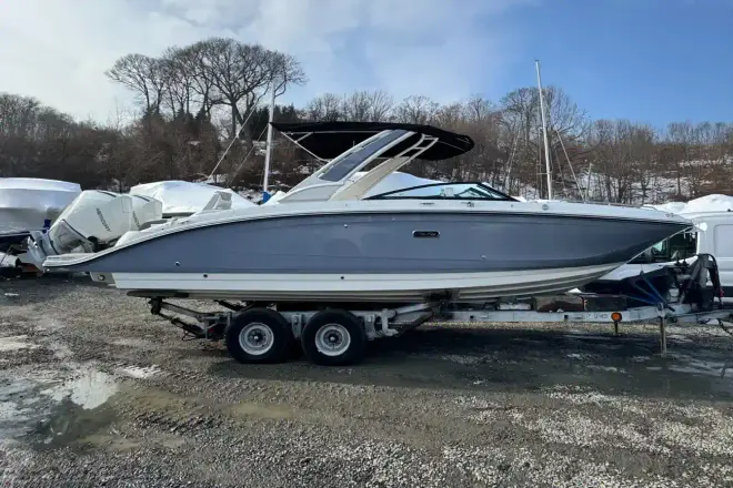 Sea Ray SDX 290 Outboard