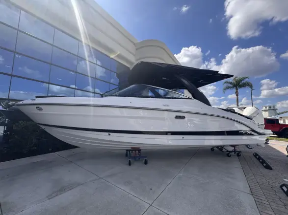 Sea Ray SLX 280 Outboard