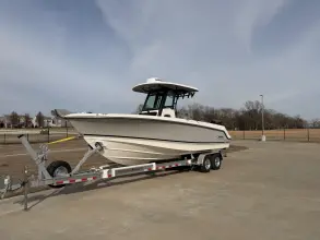 Boston Whaler 250 Outrage