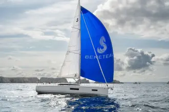 Thumbnail von Beneteau Oceanis 37.1