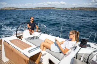 Thumbnail von Beneteau Oceanis 37.1