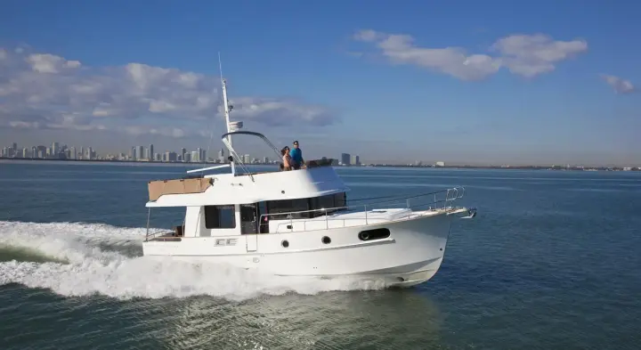 Beneteau Swift Trawler 44