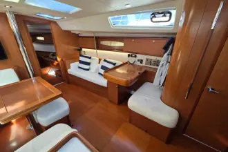 Thumbnail von Beneteau Oceanis 49