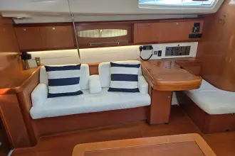 Thumbnail von Beneteau Oceanis 49