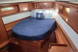 Thumbnail von Beneteau Oceanis 49