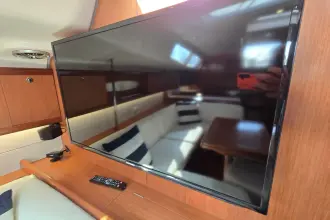 Thumbnail von Beneteau Oceanis 49