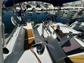 Thumbnail von Beneteau Oceanis 35.1