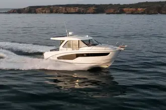 Thumbnail von Beneteau Antares 9