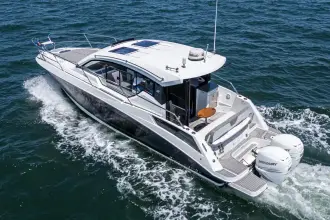 Thumbnail von Four Winns Vista 355 Coupe OB