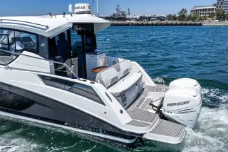 Thumbnail von Four Winns Vista 355 Coupe OB
