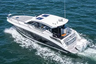Thumbnail von Four Winns Vista 355 Coupe OB