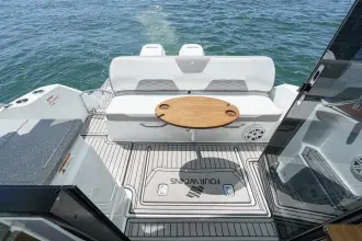 Thumbnail von Four Winns Vista 355 Coupe OB