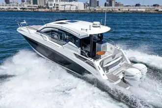 Thumbnail von Four Winns Vista 355 Coupe OB