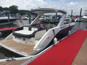 Thumbnail von Sea Ray SLX 310