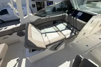 Thumbnail von Boston Whaler 240 Vantage