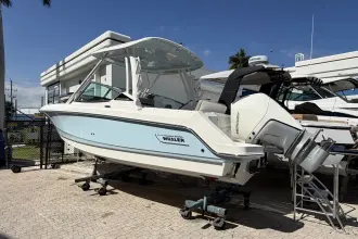 Thumbnail von Boston Whaler 240 Vantage