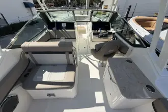 Thumbnail von Boston Whaler 240 Vantage