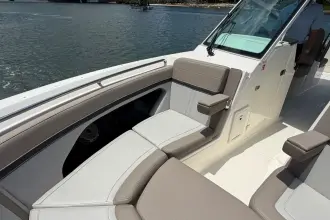 Thumbnail von Boston Whaler 280 Vantage