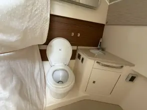 Thumbnail von Boston Whaler 420 Outrage