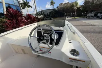 Thumbnail von Boston Whaler 160 Super Sport