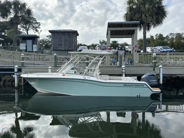 Grady White Freedom 235