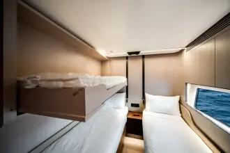 Thumbnail von Azimut S8