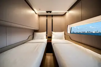 Thumbnail von Azimut S8