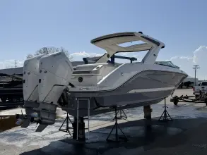 Thumbnail von Sea Ray SLX 310 Dıştan Takma