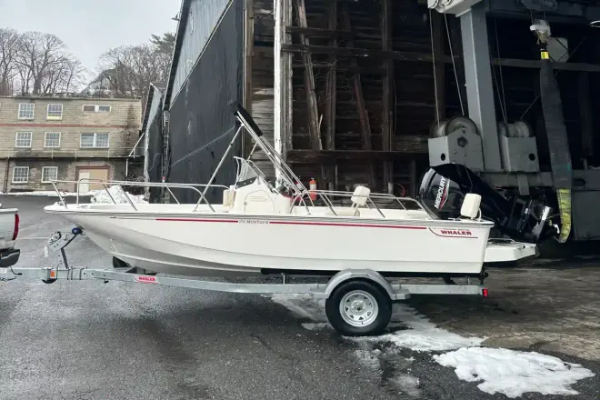 Boston Whaler 170 Montauk