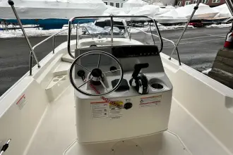 Thumbnail von Boston Whaler 170 Montauk