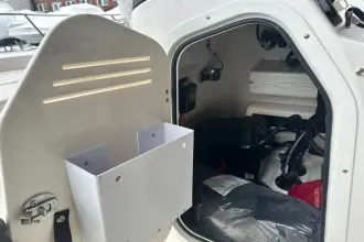 Thumbnail von Boston Whaler 170 Montauk