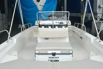 Thumbnail von Boston Whaler 170 Montauk