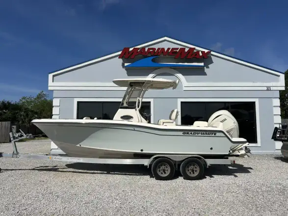 Grady White Fisherman 216