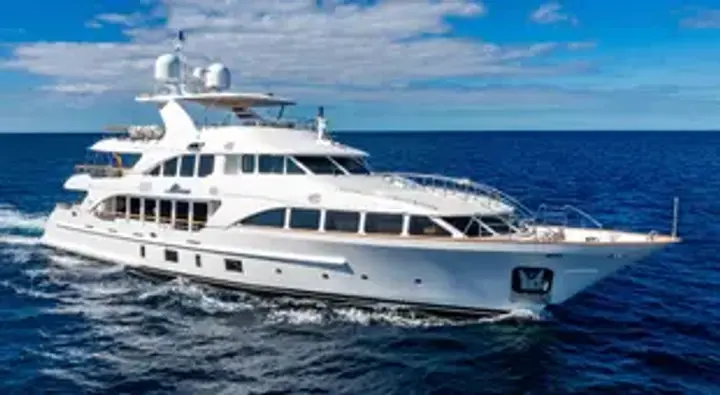 Benetti 121 Klasik