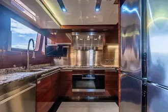 Thumbnail von Benetti 121 Klasik