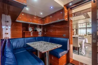 Thumbnail von Benetti 121 Klasik