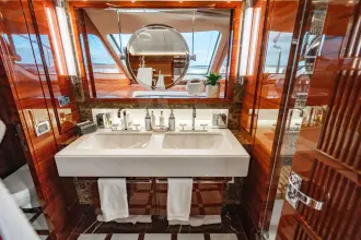 Thumbnail von Benetti 121 Klasik