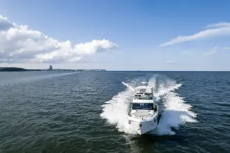 Thumbnail von Galeon 560 FLY