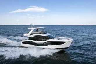 Thumbnail von Galeon 560 FLY
