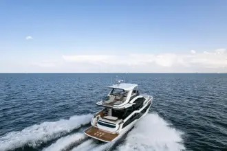 Thumbnail von Galeon 560 FLY