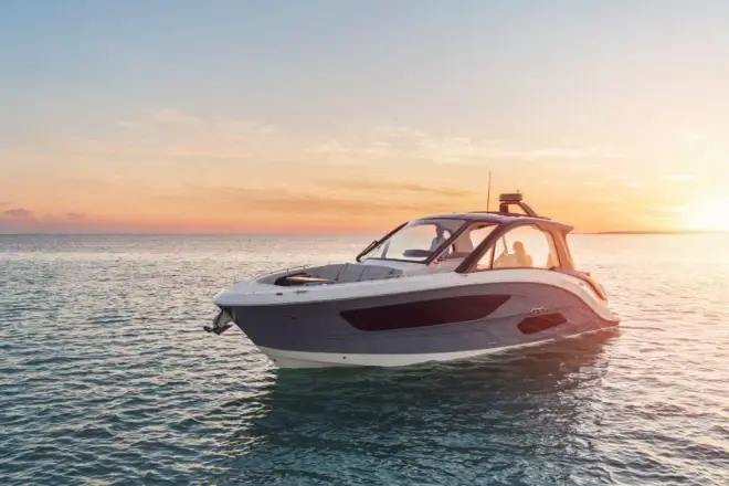 Sea Ray 370 Sundancer Außenborder
